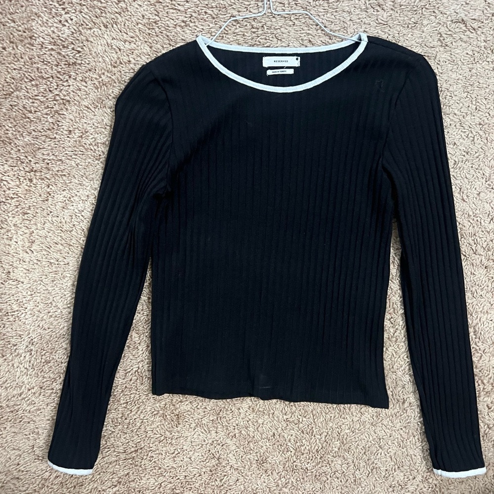 Reserved Black Ribbed Long Sleeve Top